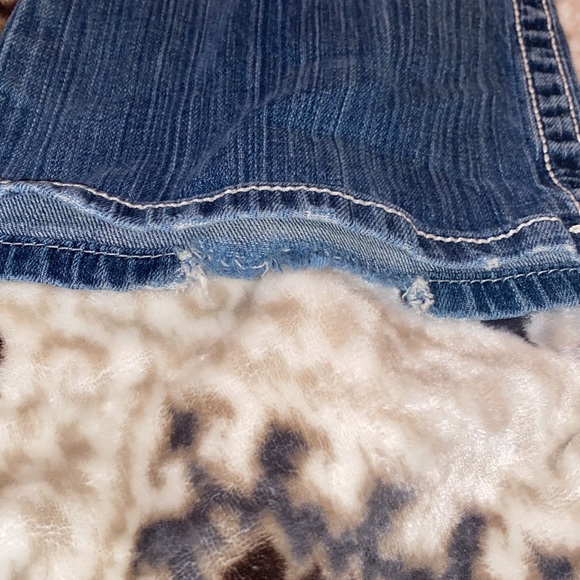 BKE Jeans - Picture 2 of 3